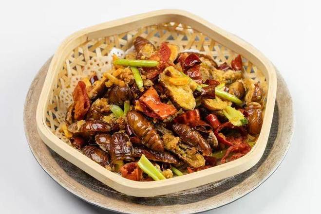 香辣蚕蛹 / Spicy Silkworm Pupa